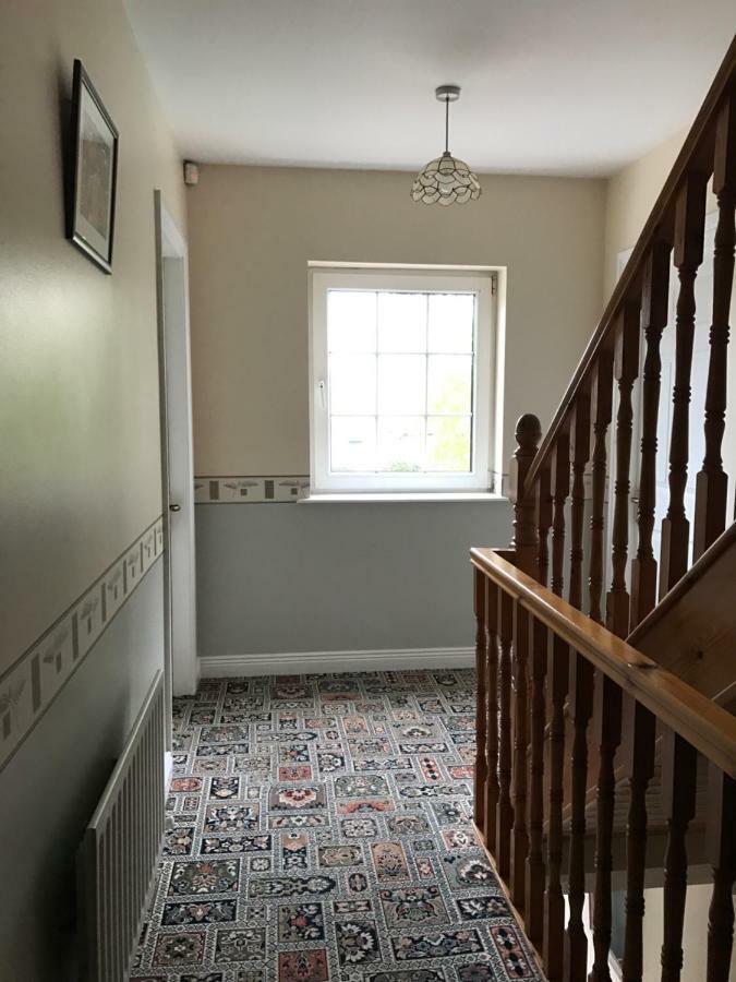 Derreen Tighue House ترالي المظهر الخارجي الصورة
